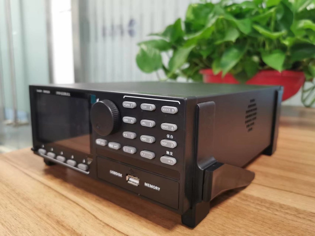 48 चैनल डीसी प्रतिरोध परीक्षक बैटरी वोल्टेज परीक्षक LAN / RS232 / IO इंटरफ़ेस